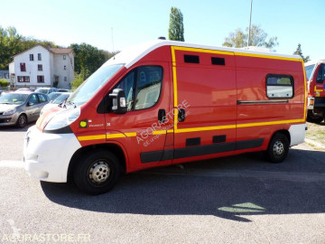 Pojazd dostawczy Peugeot