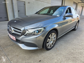 Bil sedan Mercedes
