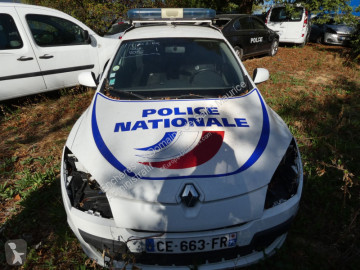 Bil sedan Renault