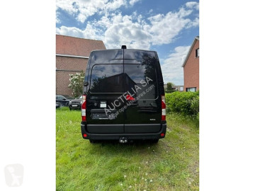 Дълъг бус Renault