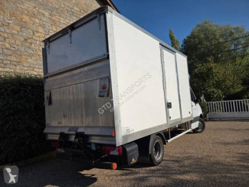 Caisse grand volume Mercedes
