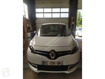 Samochód monospace Renault