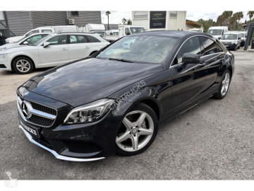 Samochód osobowy Mercedes