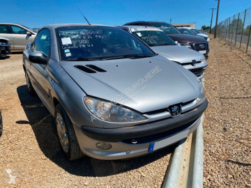 Samochód kabriolet Peugeot