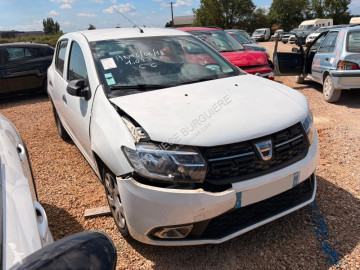 Samochód kabriolet Dacia