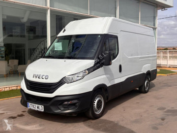 Caja cerrada Iveco