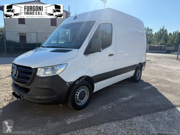Caja cerrada Mercedes nueva
