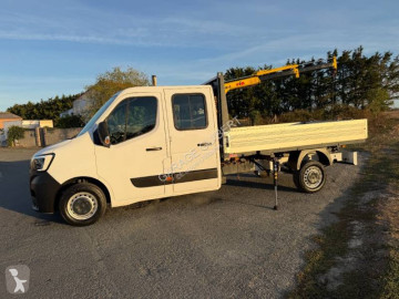 Utilitaire plateau ridelles Renault