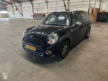 Coche berlina Mini