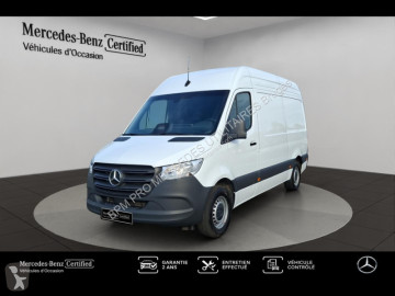Лекотоварен фургон Mercedes