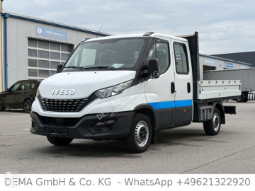 Autoutilitara platforma si obloane Iveco