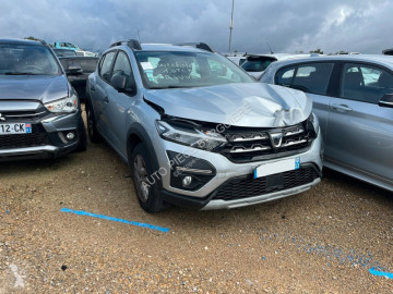 Vozidlo kabriolet Dacia