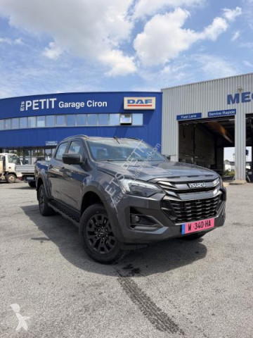 IsuzuD-MAX