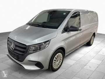 Fourgon Mercedes