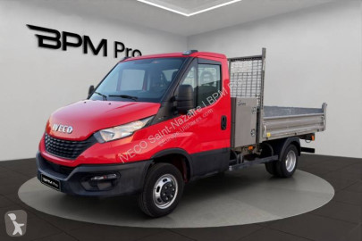 Utilitaire benne standard Iveco