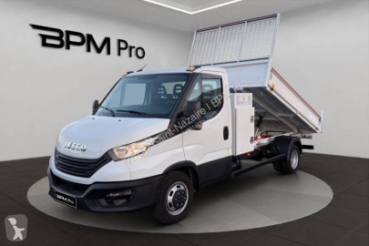 Utilitaire benne standard Iveco