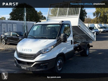 Utilitaire benne standard Iveco