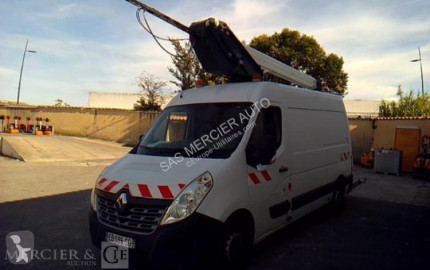 Užitkový vůz s plošinou kloubová Renault
