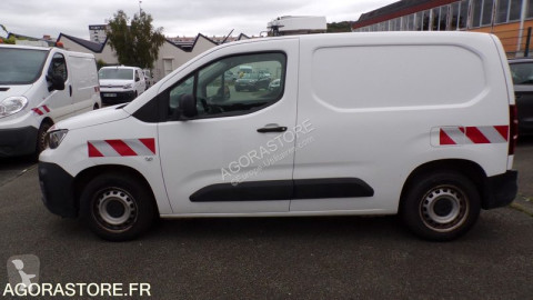 Fourgonnette Peugeot