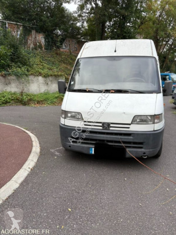 Fourgonnette Peugeot