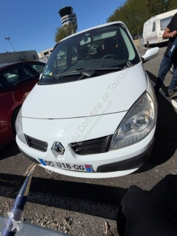 Voiture Renault