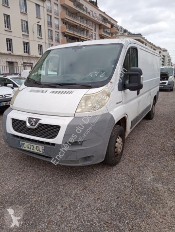 Fourgon Peugeot