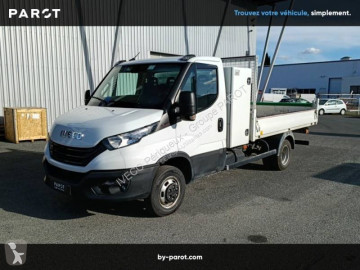 Utilitaire benne standard Iveco