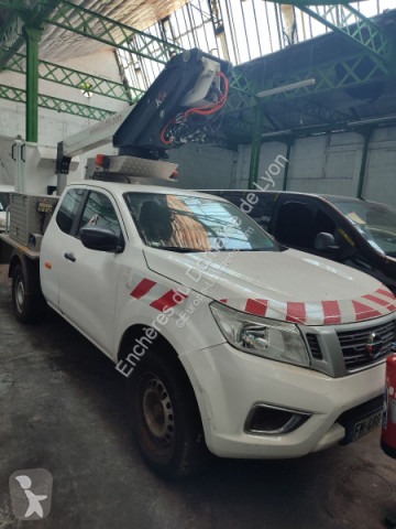Voiture Nissan
