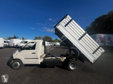 Utilitaire benne standard Piaggio