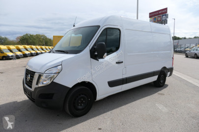 NissanNV400