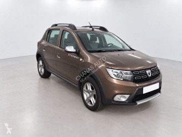Voiture Dacia