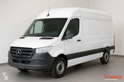 Fourgon Mercedes