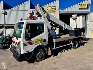 Nacelle Nissan