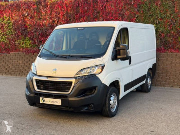 Fourgonnette Peugeot