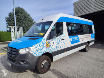 Minibus Mercedes
