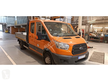 Utilitaire plateau ridelles Ford