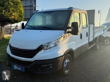 Utilitaire benne standard Iveco