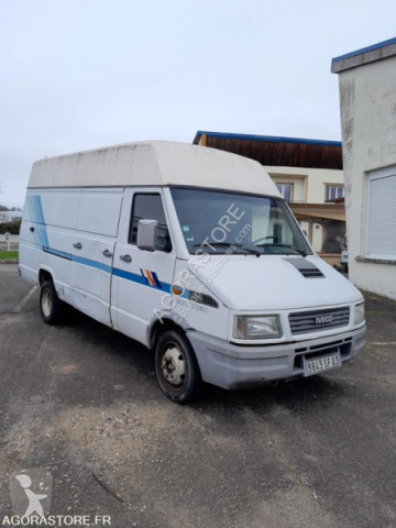 Fourgonnette Iveco