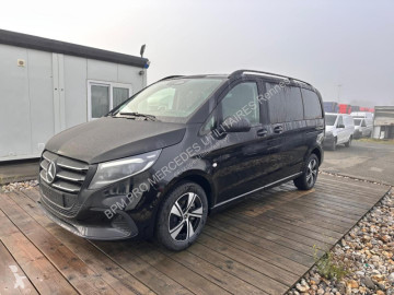 Fourgon Mercedes