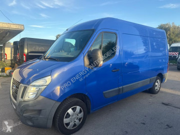 NissanNV400