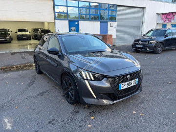 PeugeotE-208