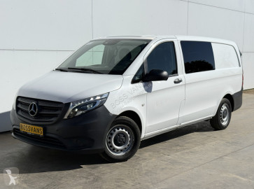Fourgon Mercedes neuf