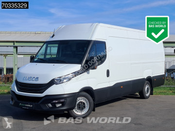 Fourgon utilitaire Iveco