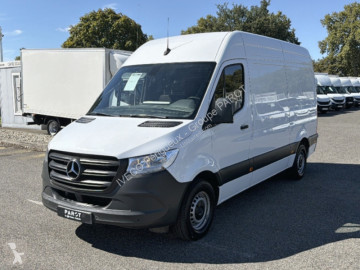Véhicule utilitaire Mercedes