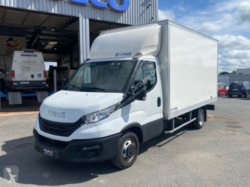 Véhicule utilitaire Iveco
