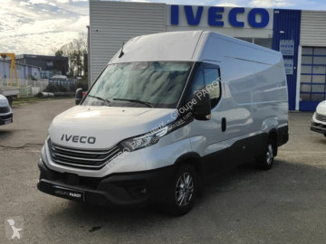 Véhicule utilitaire Iveco