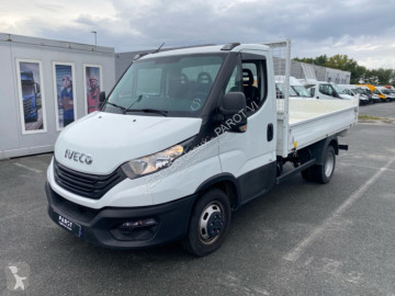 Véhicule utilitaire Iveco