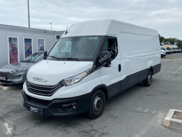 Véhicule utilitaire Iveco