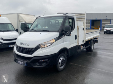 Véhicule utilitaire Iveco