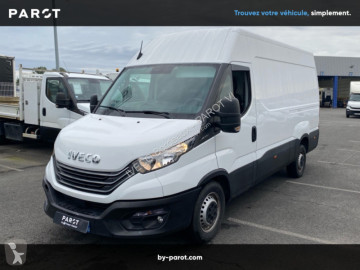 Véhicule utilitaire Iveco